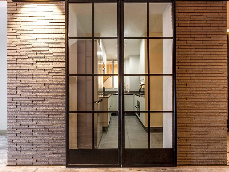 廚房移門款式繁多尺寸復(fù)雜，如何挑選有訣竅，盯準(zhǔn)價格避免上當(dāng)